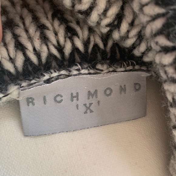 Vintage knit turtleneck vest - Picture 3 of 3